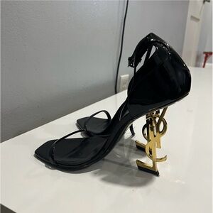 YSL opyum heels size 10. Worn about 3 times. No box or dust bag.